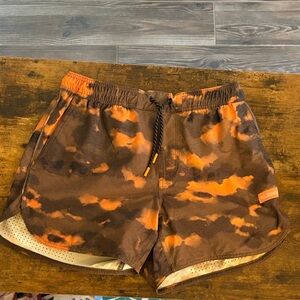 Legends brown/orange camo lined shorts